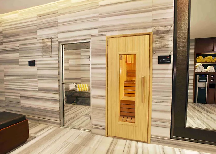 Crowne Plaza New Delhi Mayur Vihar Noida By Ihg